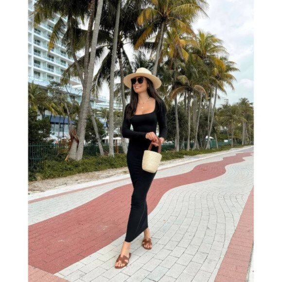 SKIMS Lounge Ribbed Long Sleeve Maxi Dress in Onyx Black Size Medium - Picture 8 of 16